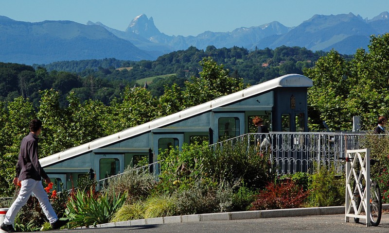 Funiculaire de Pau devant l'Ossau - © Pau Pyrénées Tourisme funiculaire-ossau-2-1957